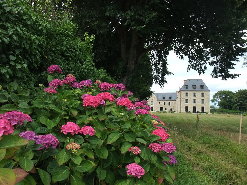 Manoir De Kergrec'H Hotel Плугрескан Екстериор снимка