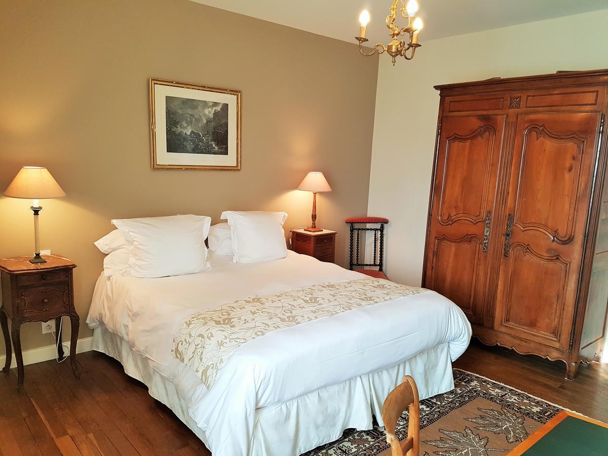 Manoir De Kergrec'H Hotel Плугрескан Екстериор снимка