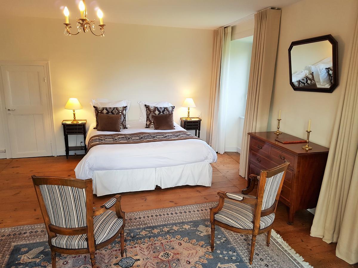 Manoir De Kergrec'H Hotel Плугрескан Екстериор снимка
