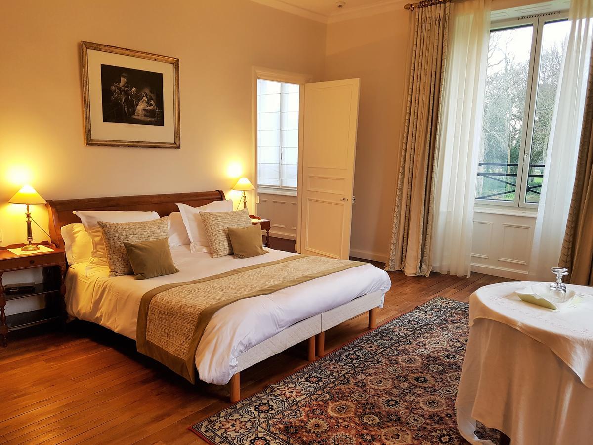 Manoir De Kergrec'H Hotel Плугрескан Екстериор снимка